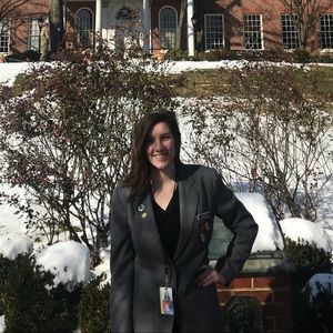 Meet your Posher, Jade